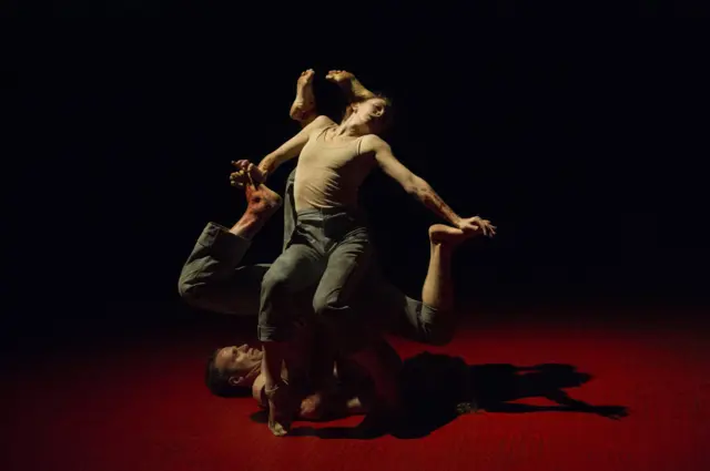 Фрагмент из спектакля Qutb