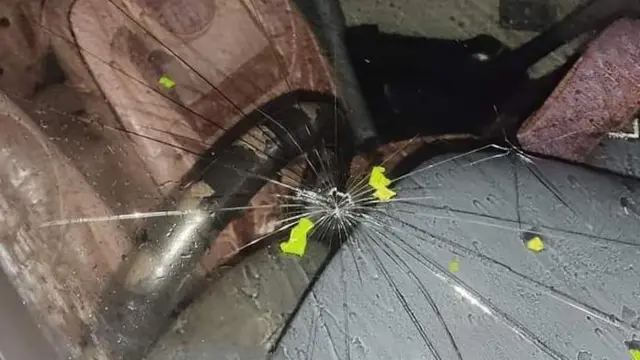 ক্ষতিগ্রস্ত গাড়ি