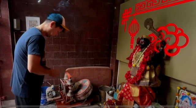 પશ્ચિમ બંગાળના કોલકાતામાં આવેલું કાળી માતાનું આ મંદિર ખૂબ પ્રખ્યાત છે.