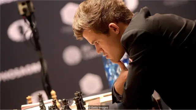 शतरंज में ग्रैंडमास्टर मैग्नस कार्लसन