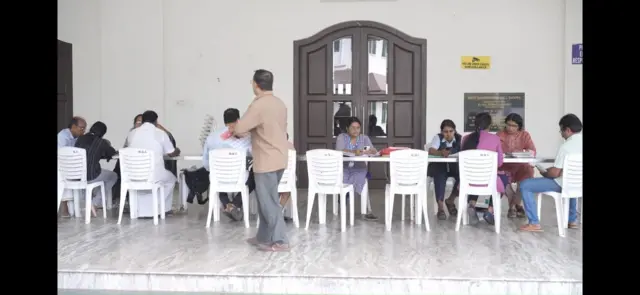 બીબીસી ગુજરાતી બીએલઓ મતદાર યાદી એસઆઈઆર ચૂંટણીપંચ ગુજરાત શિક્ષક આત્મહત્યા હાર્ટ એટૅક