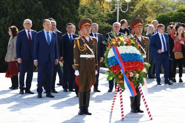 မြောက်ကိုရီးယား၊ ရုရှား၊ လက်နက်ခဲယမ်း ထောက်ပံ့