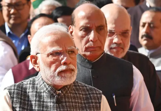 नरेंद्र मोदी