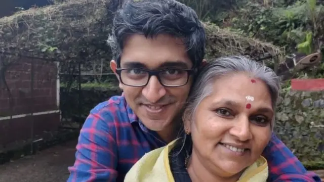 मायलेक, वडील, कुटुंब, सरकारी कागदपत्रं