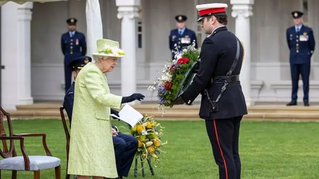 Королева на мероприятии в честь 100-летия RAAF