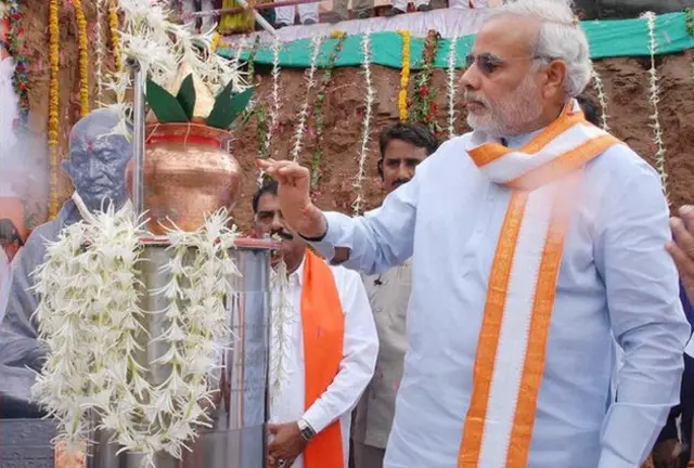 2010માં ટાઇમ કૅપ્સ્યૂલને જમીનમાં ઉતારવામાં આવી