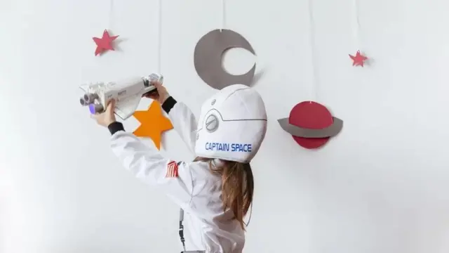 کودک و علاقه به فضا