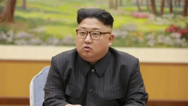 උතුරු කොරියානු නායක කිම් ජොන්ග් අන්