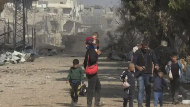 বহু মানুষ আল শিফা ছেড়ে চলে গেছে।