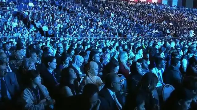 नरेंद्र मोदी