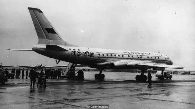 توپولف تی‌یو-۱۰۴، اولین هواپیمای مسافربر جت ساخت شوروی، غربی‌ها را حیرت‌زده کرد (منبع: گتی)