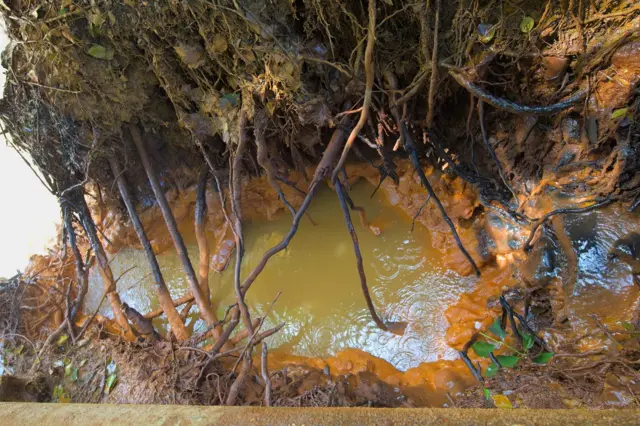 затоплені шахти