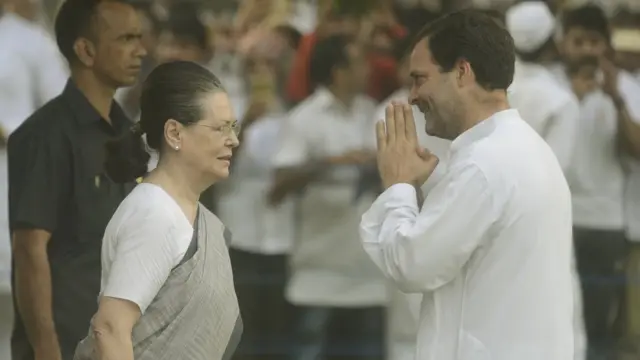 راہل، سونیا