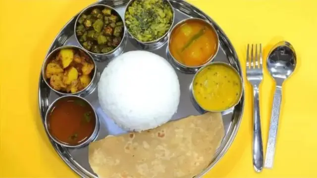ભોજનમાંથી રોટલી અને ભાત બંધ