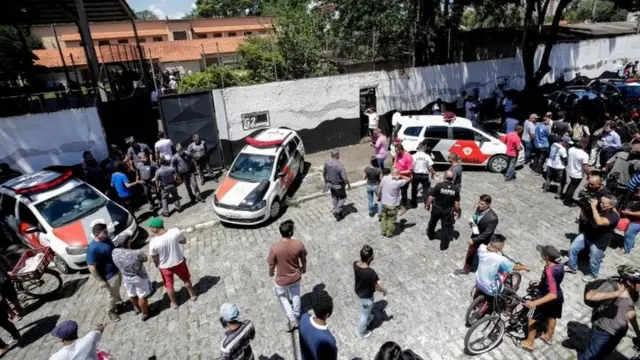 Escola Professor Raul Brasil