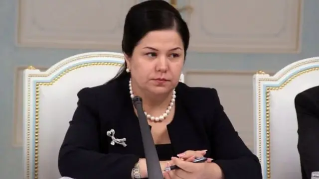 آزاده رحمان