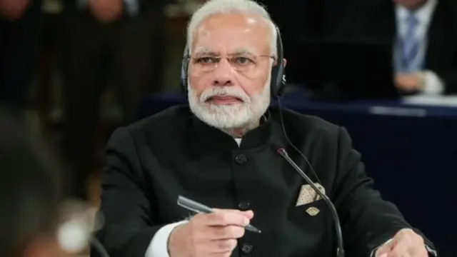 नरेंद्र मोदी