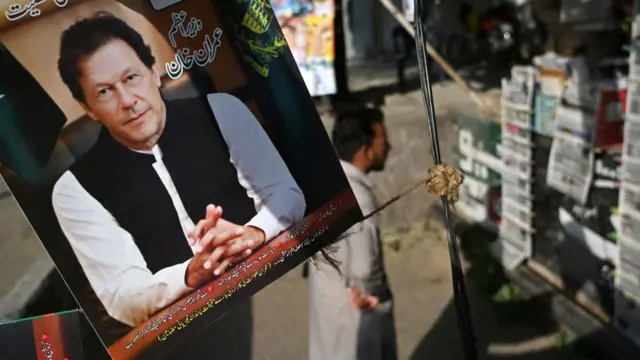 இம்ரான் கான் ஆட்சியைக் கலைக்க அமெரிக்கா முயன்றதா?