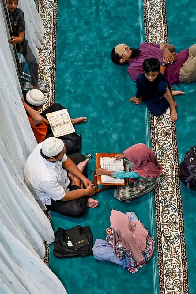 perda syarih, qanun jinayah, aceh, revisi