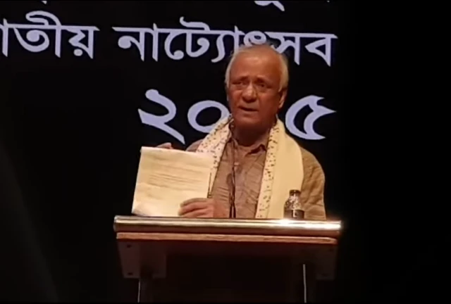 সৈয়দ জামিল আহমেদের হাতে পদত্যাগপত্র