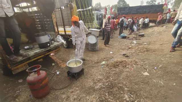 शेतकरी लाँग मार्च