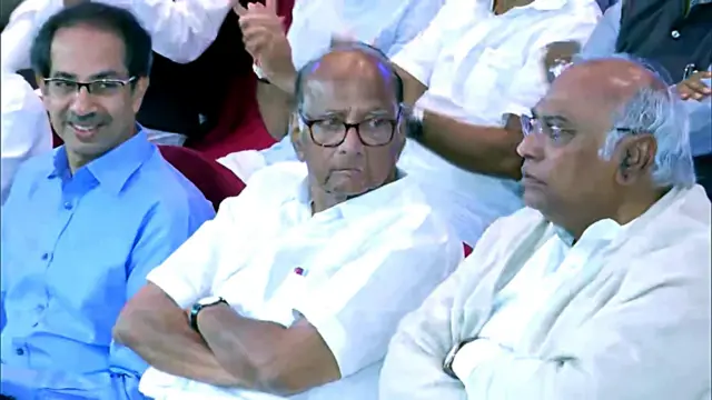 उद्धव ठाकरे, शरद पवार आणि मल्लिकार्जून खर्गे 