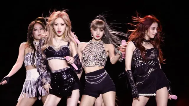 বিটিএসের পাশাপাশি ব্ল্যাকপিংকও বিশ্বে হয়ে উঠেছে জনপ্রিয়