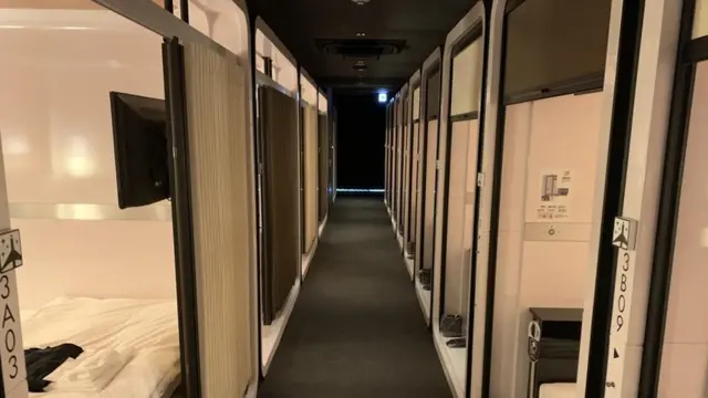 فرسٹ کیبن ہوٹل