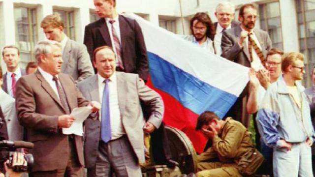 Борис Ельцин и его соратники, 19 августа 1991 года