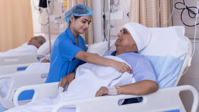 தொடர் மலச்சிக்கல் புற்றுநோய் அறிகுறியா? எச்சரிக்கும் புற்றுநோய் அறுவை சிகிச்சை நிபுணர்