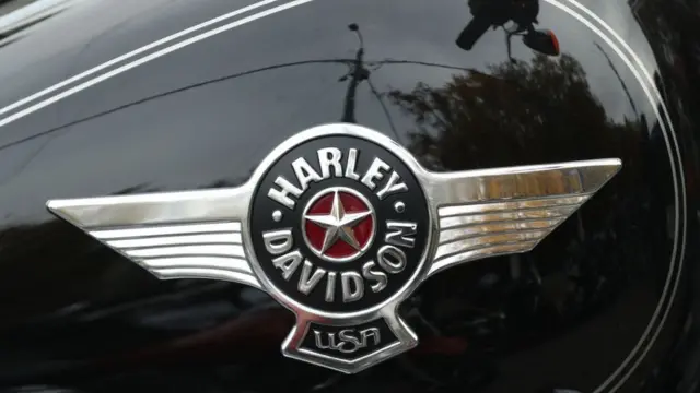 আমেরিকায় তৈরি হার্লে ডেভিডসন বাইকের ওপর চড়া শুল্ক বসানোয় ভারতের ওপর ক্ষুব্ধ ছিলেন প্রেসিডেন্ট ট্রাম্প