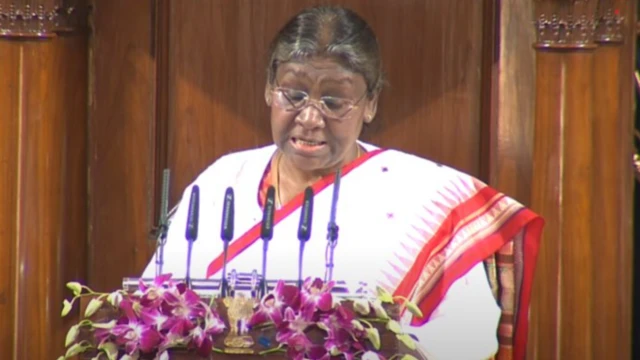 राष्ट्रपती द्रौपदी मूर्मू, संसद, 
