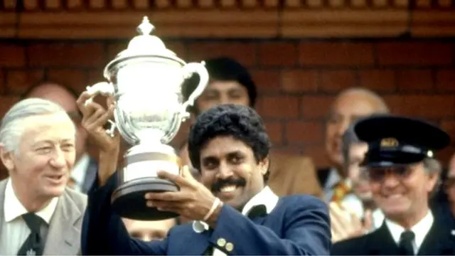 ਕਪਿਲ ਦੇਵ 1983 ਦੇ ਵਿਸ਼ਵ ਕੱਪ ਨਾਲ