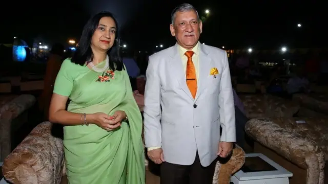 جنرل بپن راوت اور ان کی اہلیہ