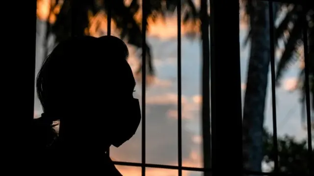 இலங்கையில் அத்தியாவசிய பொருட்களுக்கு தட்டுப்பாடு நிலவுகிறதா?