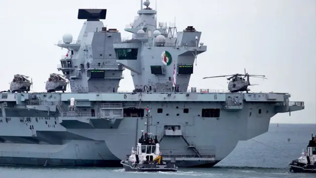 Royal Navy aircraft carrier HMS Queen Elizabeth