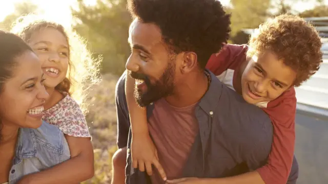 Família sorrindo