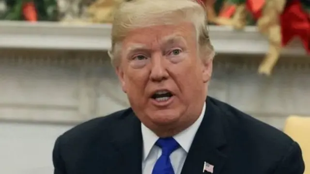 डोनल्ड ट्रंप