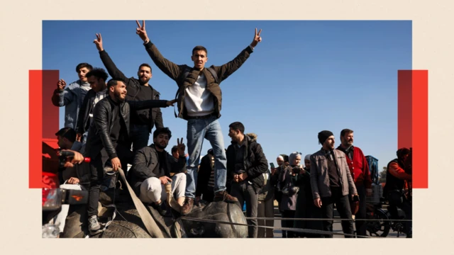 सीरिया में जश्न मनाते लोग
