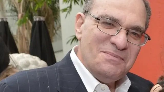 ہاروی کے بھائی باب