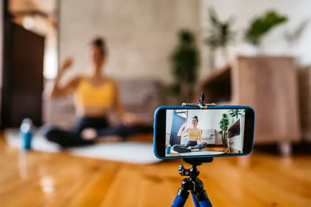 ఇన్‌ఫ్లుయెన్సర్‌లు