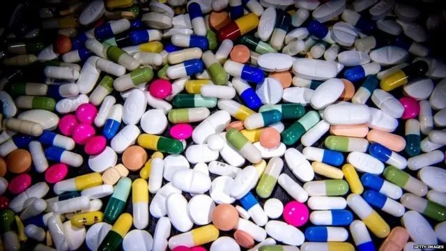 प्रेस रिव्यू, दवाइयां