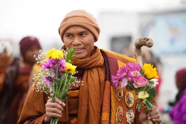 Walk for Peace ခရီးစဉ်မှာတွေ့ရတဲ့ ဦးဆောင်ဆရာတော် အရှင်ပညာကာရ (ပုံဟောင်း)