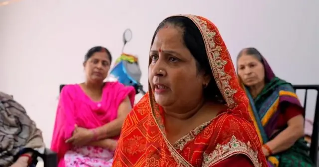 બીબીસી ગુજરાતી ઉત્તર પ્રદેશ વૃંદાવન શ્રી બાંકે બિહારી મંદિર કૉરિડોર સરકાર ગોસ્વામી સમુદાય યમુના ધર્મ શ્રીકૃષ્ણ