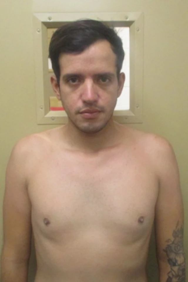 Andry Hernández en el centro de detención Otay Mesa, San Diego.