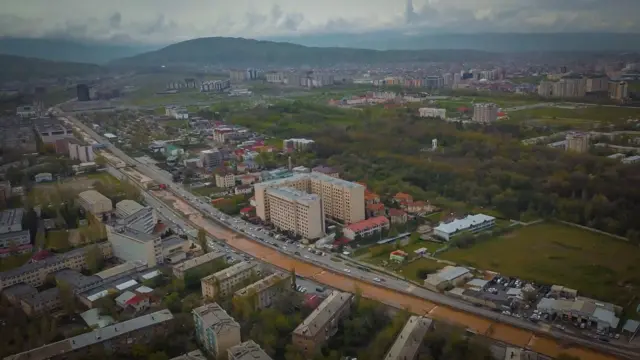 Бишкектин абасы кирдеген сайын сейил бактардын, жашыл аянттардын маанилүүлүгү арта берет