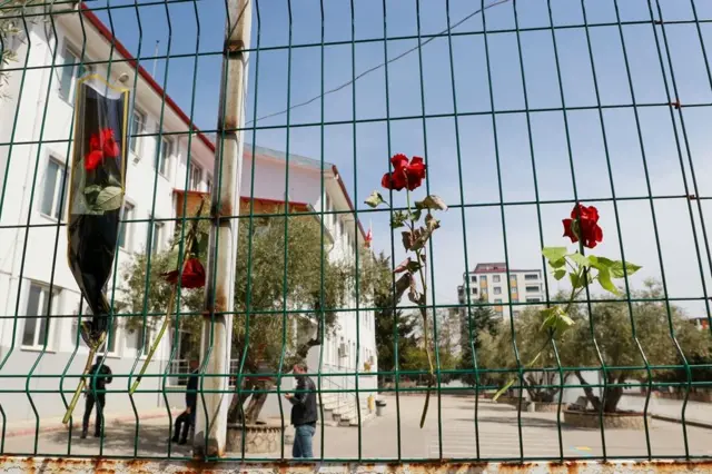 škola u turskoj u kojoj se desila pucnjava, rodbina ubijenih u turskoj, pucnjava u turskoj, pucnjava u školi u turskoj
