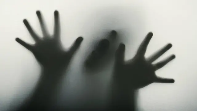 প্রতীকী ছবি ভয়ার্ত মুখ