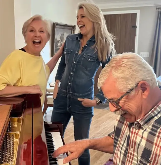 Marijke et Tom – photographiés avec Lara Lewington – ont déménagé à Loma Linda à l’âge adulte