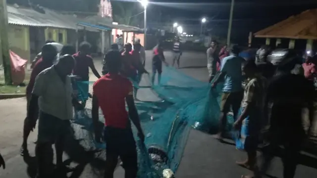 மீனவர்கள்